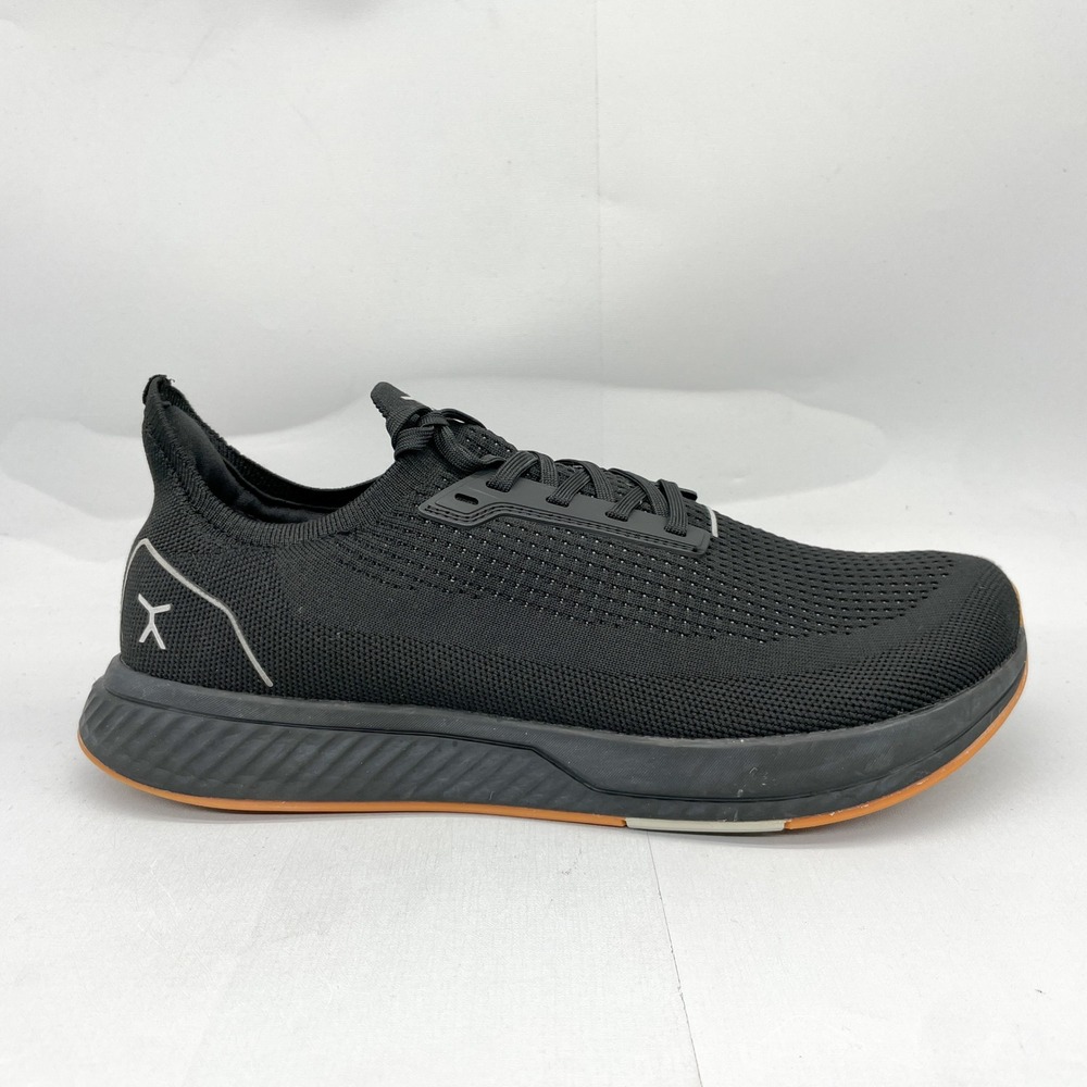 Flux Footwear Adapt Runner Black Gum Sole Mens 11 Barefoot Shoes Gym Training
